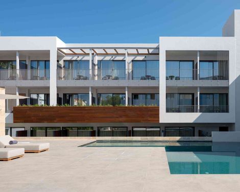 Ikones Seafront Luxury Suites