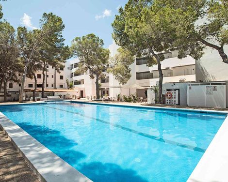 Apartamentos Es Pujols