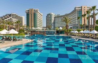 Sherwood Exclusive Lara