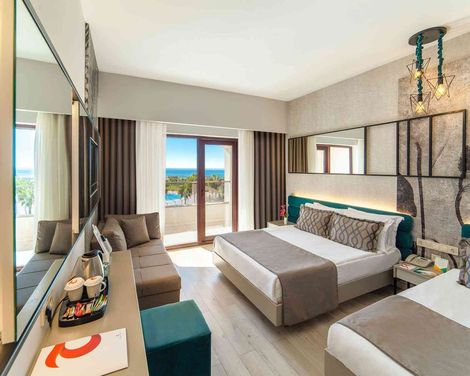 Club Hotel Turan Prince World