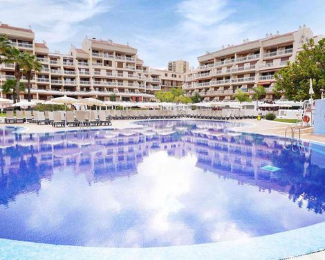 Coral Compostela Beach