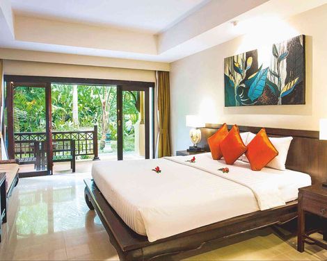 Fair House Beach Resort & Hotel