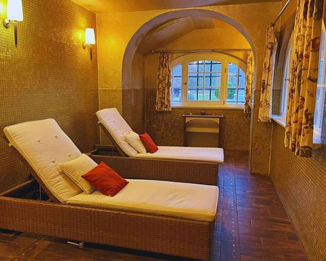 Bernsteinschloss & Bernsteinland Wendorf