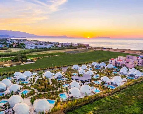 Emerald Oasis Glampotel by Azul Collection