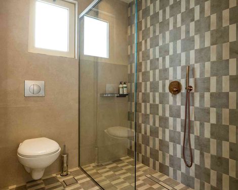 Maravel Star Art Hotel