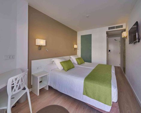 BQ Hotel Amfora Beach Hotel