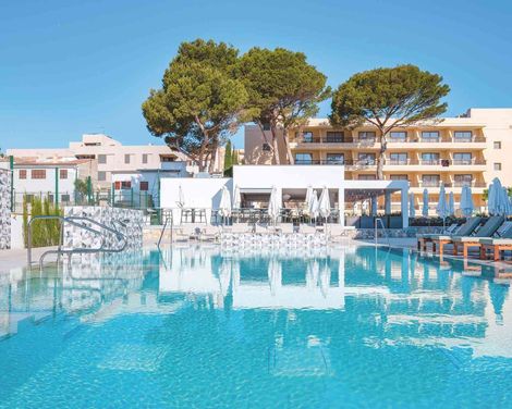 Bella Playa Hotel & Spa