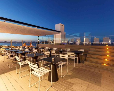 BG Tonga Tower Design Hotel & Suites