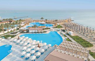 SUNRISE Azalea Aqua Park Resort