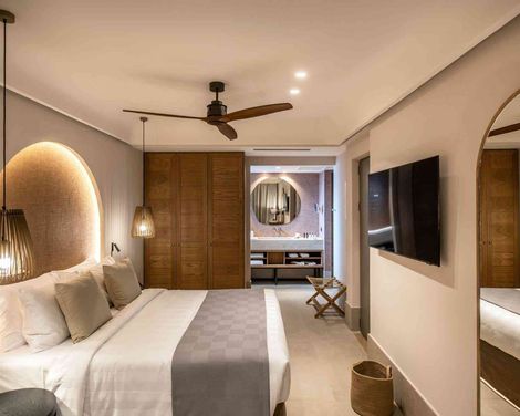 Paralos Venus Suites