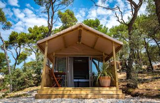 Arena One 99 Glamping