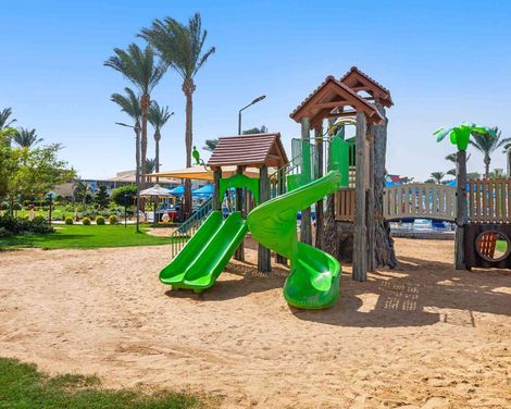 Pickalbatros Dana Beach Resort