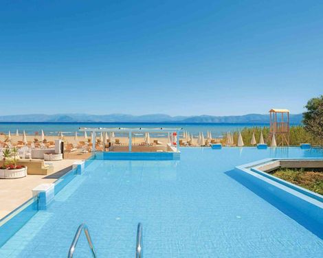 Cavomarina Beach Hotel