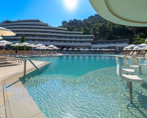 Olympic Palace Resort Hotel & Convention Center