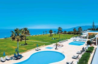 Natura Beach Hotel & Villas