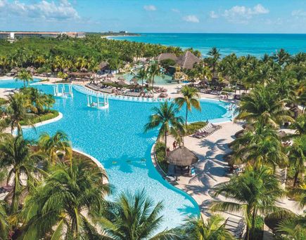 Grand Palladium Colonial Resort & Spa