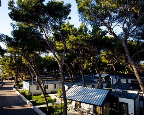 Waterman Beach Village camp & glamping