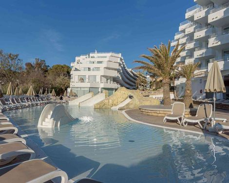 FERGUS Style Cala Blanca Suites