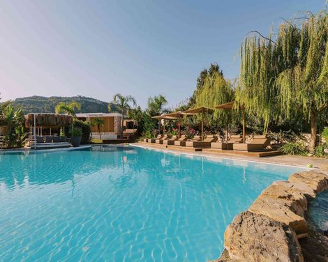 Kouros Exclusive Hotel