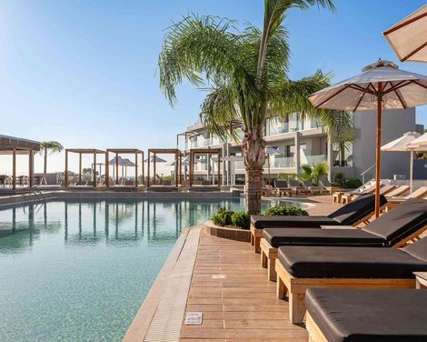 Harmony Crest Resort & Spa