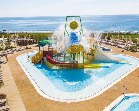 Wave Resort