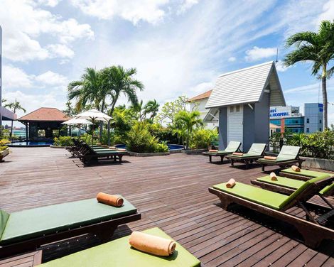 Sunshine Vista Hotel