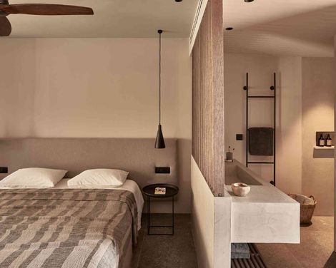 Theros All Suite Hotel