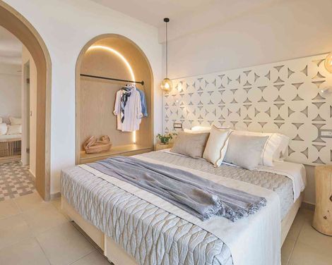 Maravel Star Art Hotel