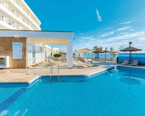 Caprice Concord Hotel & Spa