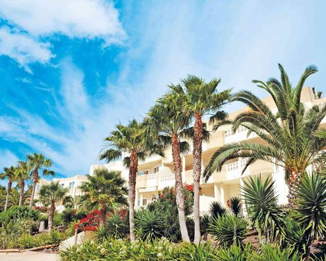 R2 Maryvent Beach Apartment