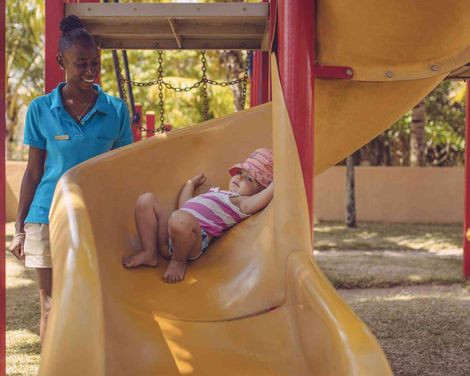 Victoria Beachcomber Resort & Spa