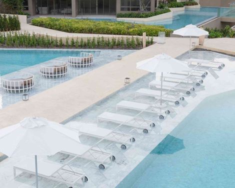 VERSO hua hin - a Veranda Collection