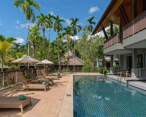 Khaolak Wanaburee Resort