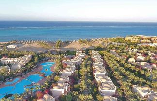 Dream Lagoon & Aqua Park Resort