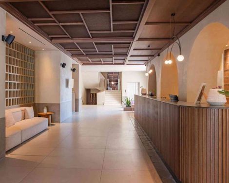 Akrotiri Beach Resort Hotel