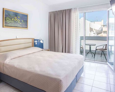 Kosta Palace City Hotel