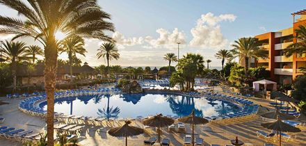 Elba Carlota Beach & Golf Resort