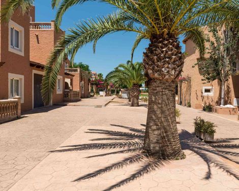 Aparthotel Ciudad Laurel