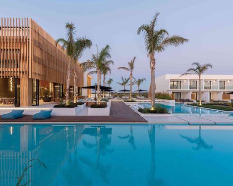 Hotel D'Andrea Lagoon All Suites