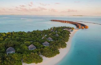 Hideaway Beach Resort & Spa