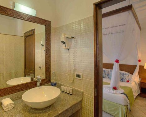 Sultan Sands Island Resort