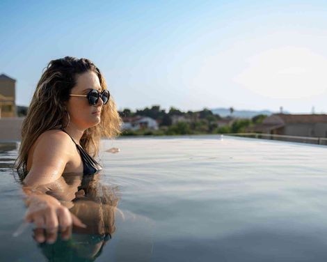 Thimios Acharavi Suites