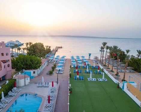 Minamark Beach Resort