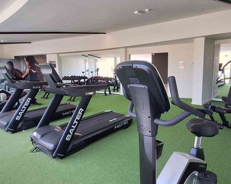 R2 Higos Beach Apartments