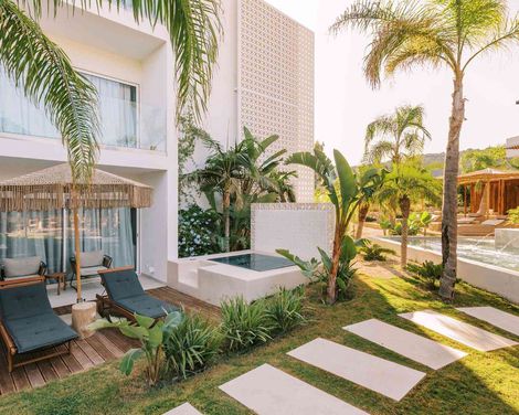 Kouros Exclusive Hotel