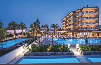 Petousis Hotel & Suites