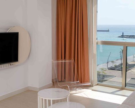 Plus Fariones Habitat