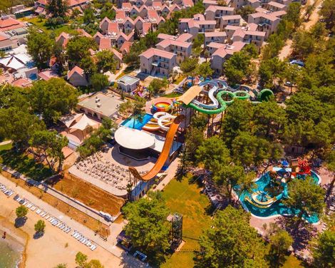 Long Beach Club Nature
