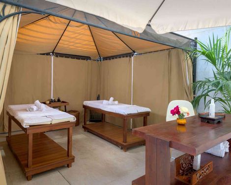 Oceanis Beach Hotel