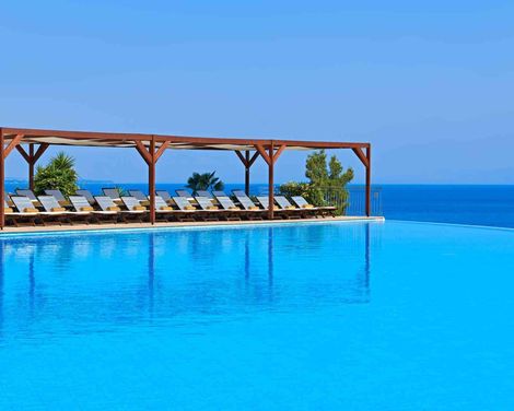 Alia Palace Luxury Resort Hotel & Villas